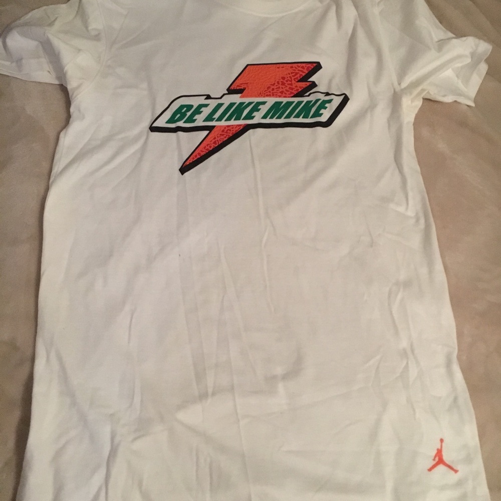 Jordan tee shirt